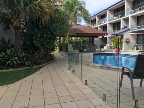 Burleigh Palms Holiday Apartments - Accommodation 4U 3