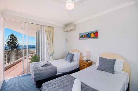 Meridian Tower Kirra Beach - Accommodation 4U 3