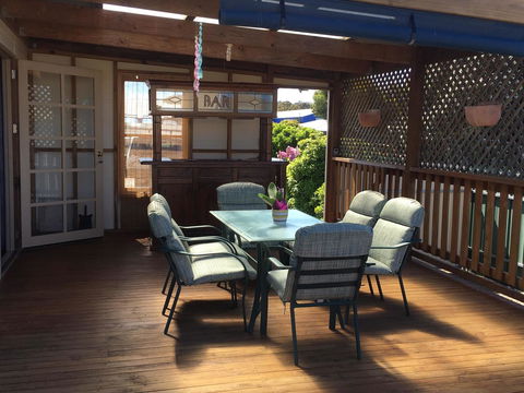 Jasons Place - Accommodation 4U 18
