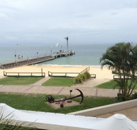 Beachfront Holiday Apartment to Rent for Short and Long Stays - Accommodation 4U