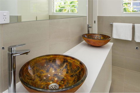 Reflections Topaz Villa 2 - Accommodation 4U 7