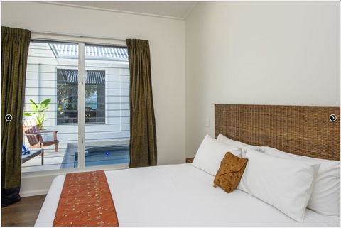 Reflections Topaz Villa 2 - Accommodation 4U 3