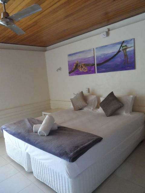 Arcadia Village Motel - Accommodation 4U 20