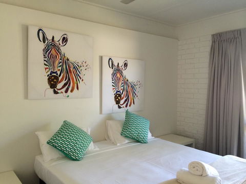 Arcadia Village Motel - Accommodation 4U 39