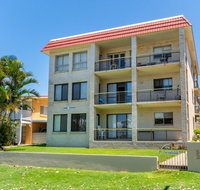 Enjoy the sea breezes from the balcony - Boyd St Woorim - Accommodation 4U
