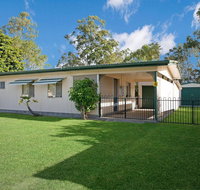 Lowset pet friendly cottage - Sunset Ave Bongaree - Accommodation 4U