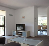 Close to Surf Beach Surf Club Hotel and Shops - Boyd St Woorim - Accommodation 4U