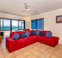 Fantastic Views from this top floor unit - Accommodation 4U