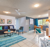 Air Conditioned Unit Stones throw to the Waterfront. - Accommodation 4U