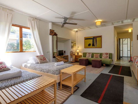 Eddies Place - Accommodation 4U 19