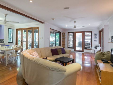 Billa Blue By Discover Stradbroke - Accommodation 4U 4
