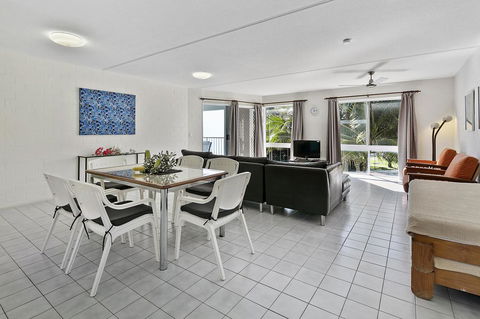 13 The Islander Resort - Accommodation 4U 0