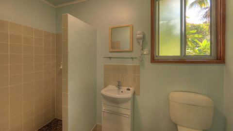 The Broken Banyan - Accommodation 4U 6