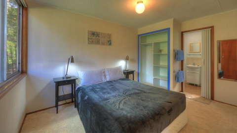 The Broken Banyan - Accommodation 4U 5