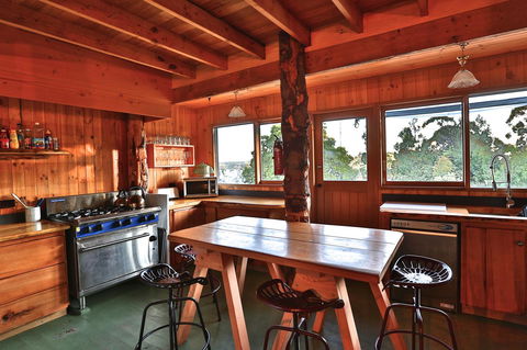 Bruny Island Lodge - Accommodation 4U 1