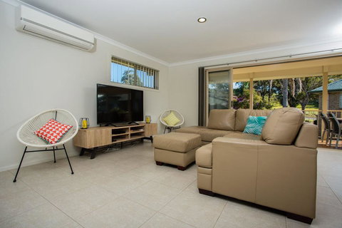 'Banksia Atura' At Tura Beach - Accommodation 4U 2