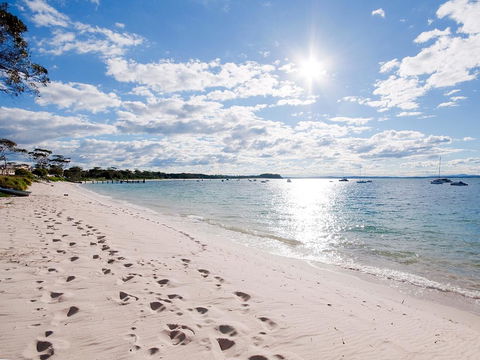 'Beachside' Shoal Bay, Unit 4 - Accommodation 4U 1