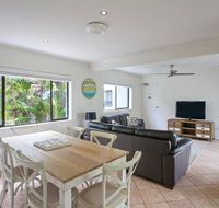 'Pandanus Cove' Apartment 5 - Accommodation 4U