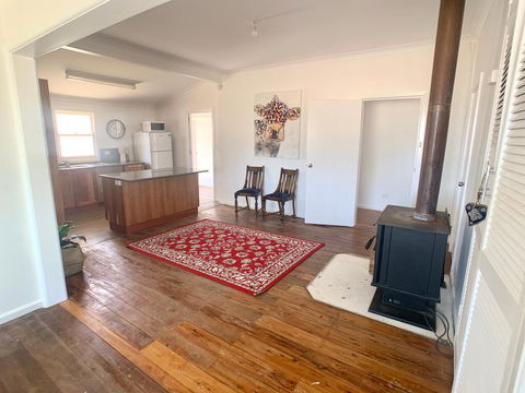 'The Wattles' - True Country Escape Near Wineries - Borenore - Accommodation 4U 0