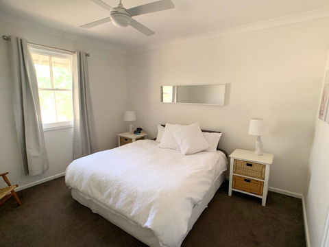 'The Wattles' - True Country Escape Near Wineries - Borenore - Accommodation 4U 3