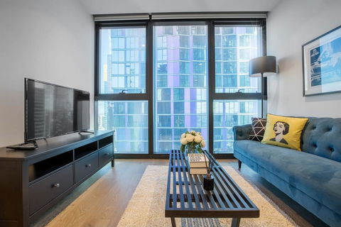 , HollywoodDream@2Bd2Bth Lv38, Free Tram, Mel CBD - Accommodation 4U 1