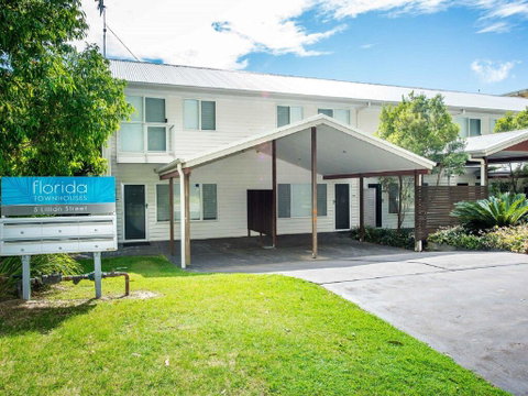 1 'Florida', 5 Lillian Street - 2 Min Walk To Beach, Shops & Restaurants - Accommodation 4U 0