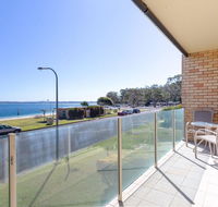 1 'Little Hut' 20 Kurrawa Close - Spectacular Water Views NBN  Air Conditioned - Accommodation 4U
