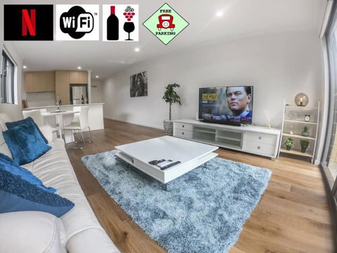 1 Bdrm Close Airport/Shops, WIFI, NETFLIX, PARKING - Accommodation 4U 0