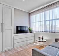 1 Bedroom Apt with Air-Conditioning in Plympton - Accommodation 4U