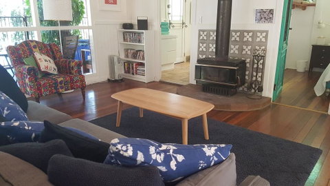 1 Bedroom Home Surrounded By Nature - Accommodation 4U 3