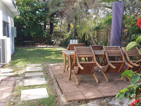 1 Spectrum Street, Rainbow Beach- Close To Shops And Main Beach - Accommodation 4U 3