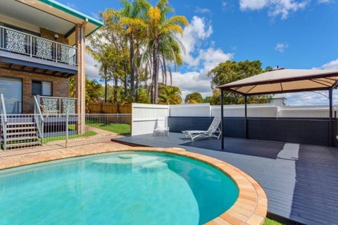 1-33 Tingira Close - Rainbow Beach, Gorgeous Ocean Views, Swimming Pool, Air Conditioning - Accommodation 4U 2