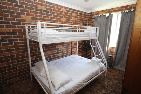1/2 Brunswick Avenue - Accommodation 4U 2
