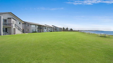10T Beachfront Apartments - Accommodation 4U 1