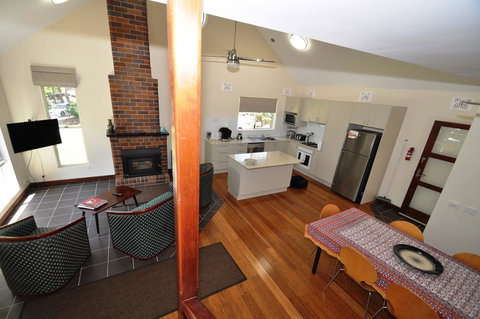 11 Barkala St. Dalmeny - Accommodation 4U 1