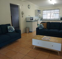 11 Bomburra Court - Rainbow Beach Comfortable Beach House Plenty of boat parking - Accommodation 4U