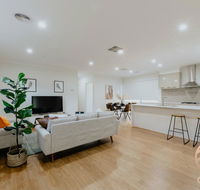 118 Refreshing 3BR Werribee Family House - Accommodation 4U