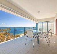 12 'Le Vogue' 16 Magnus St - Sensational Water Views Lift Pool  Tennis Court - Accommodation 4U