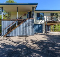 12 Ibis Court - Highset beach house with natural bushland gardens and covered decks - Accommodation 4U