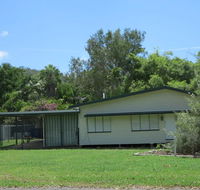 12 Wansfell Street Picnic Bay - Accommodation 4U