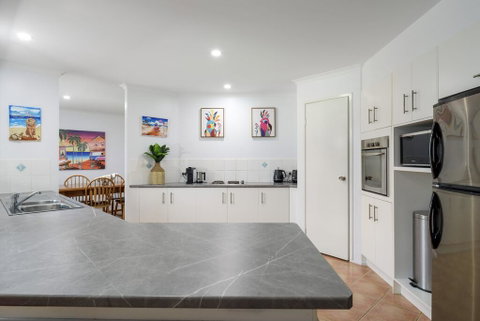 13 Orania Court, Rainbow Shores - Pool, Sleeps 8, Air Conditioning, Fire Pit - Accommodation 4U 3