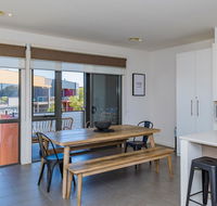 13 Shore Place - Accommodation 4U