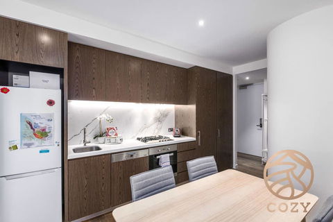 140, Cozy Lakeside Residence In The Heart Of St Kilda, 2BD2BT, Free Parking - Accommodation 4U 3