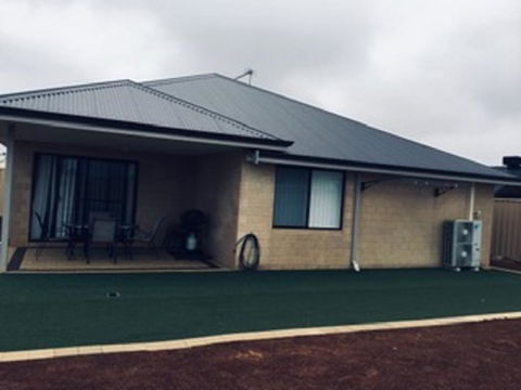 14Rosapark House - Accommodation 4U 2