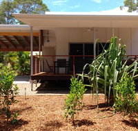 15 Esprit Drive - Rainbow Shores Gorgeous Modern Beach House - Accommodation 4U