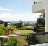 17 'The Commodore' 9-11 Donald Street - pleasant unit with open plan living - Accommodation 4U