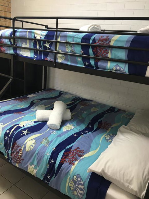 17 North Street Budget Accommodation - Accommodation 4U 3