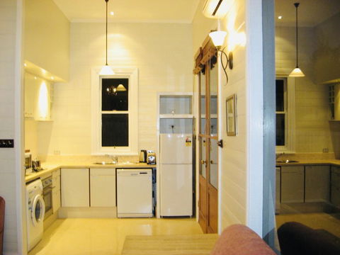 1880s Kananook Boutique Historic Luxury Apartment FSC Private Villa Bairnsdale - Accommodation 4U 2
