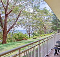 2 'Fiddlers Green' 62 Magnus Street - ground floor unit walking distance to Nelson Bay - Accommodation 4U