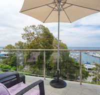 2 'Paradiso' 4 Laman Street - beautiful unit with stunning water views  pool - Accommodation 4U